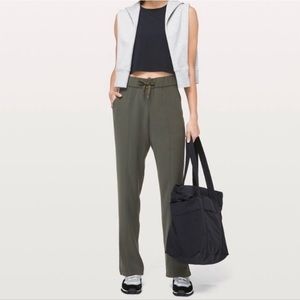 Lululemon “On the Right Track” Pants